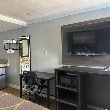 Super 8 By Wyndham Redlands/San Bernardino Motel Ngoại thất bức ảnh