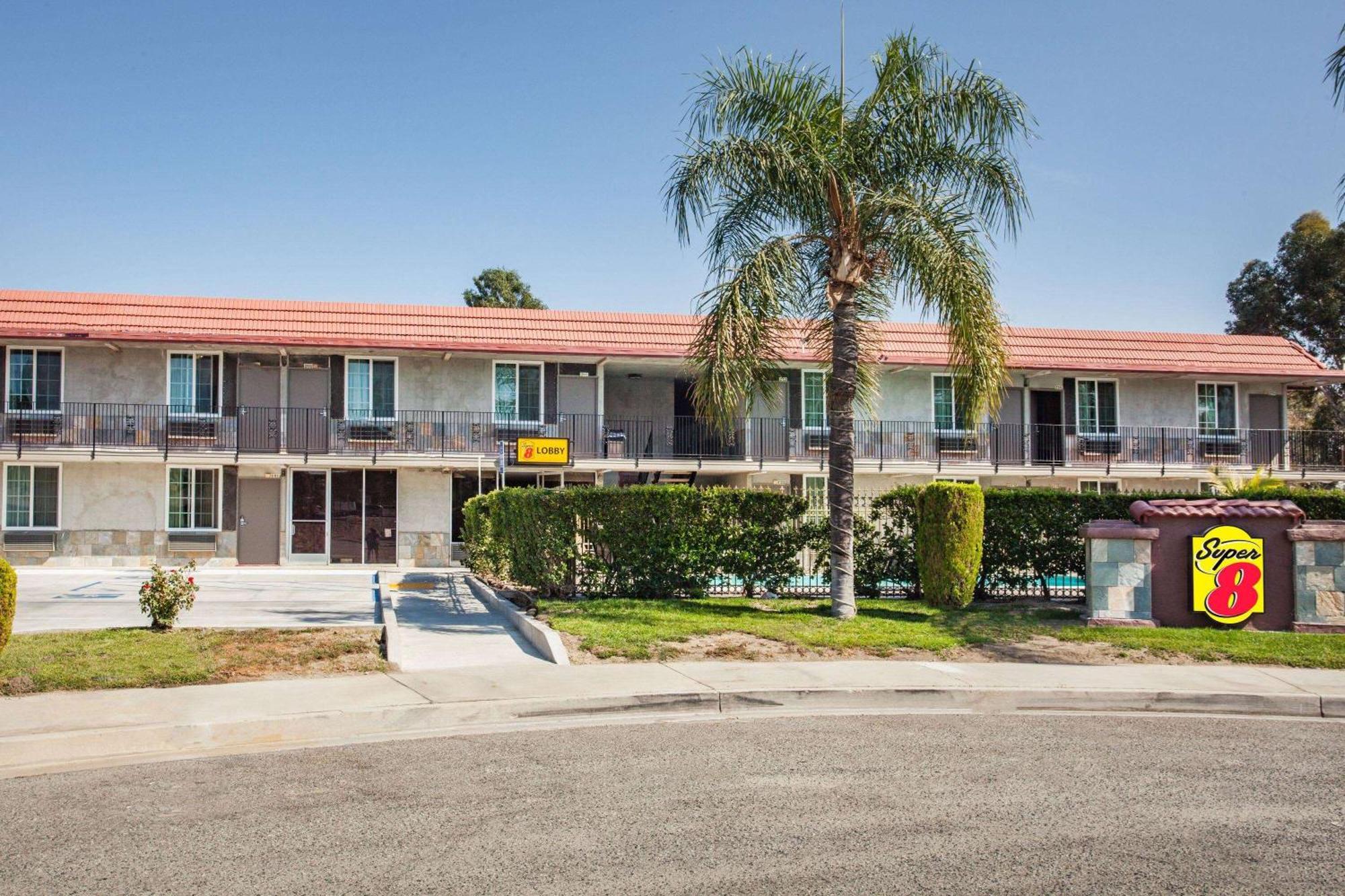Super 8 By Wyndham Redlands/San Bernardino Motel Ngoại thất bức ảnh