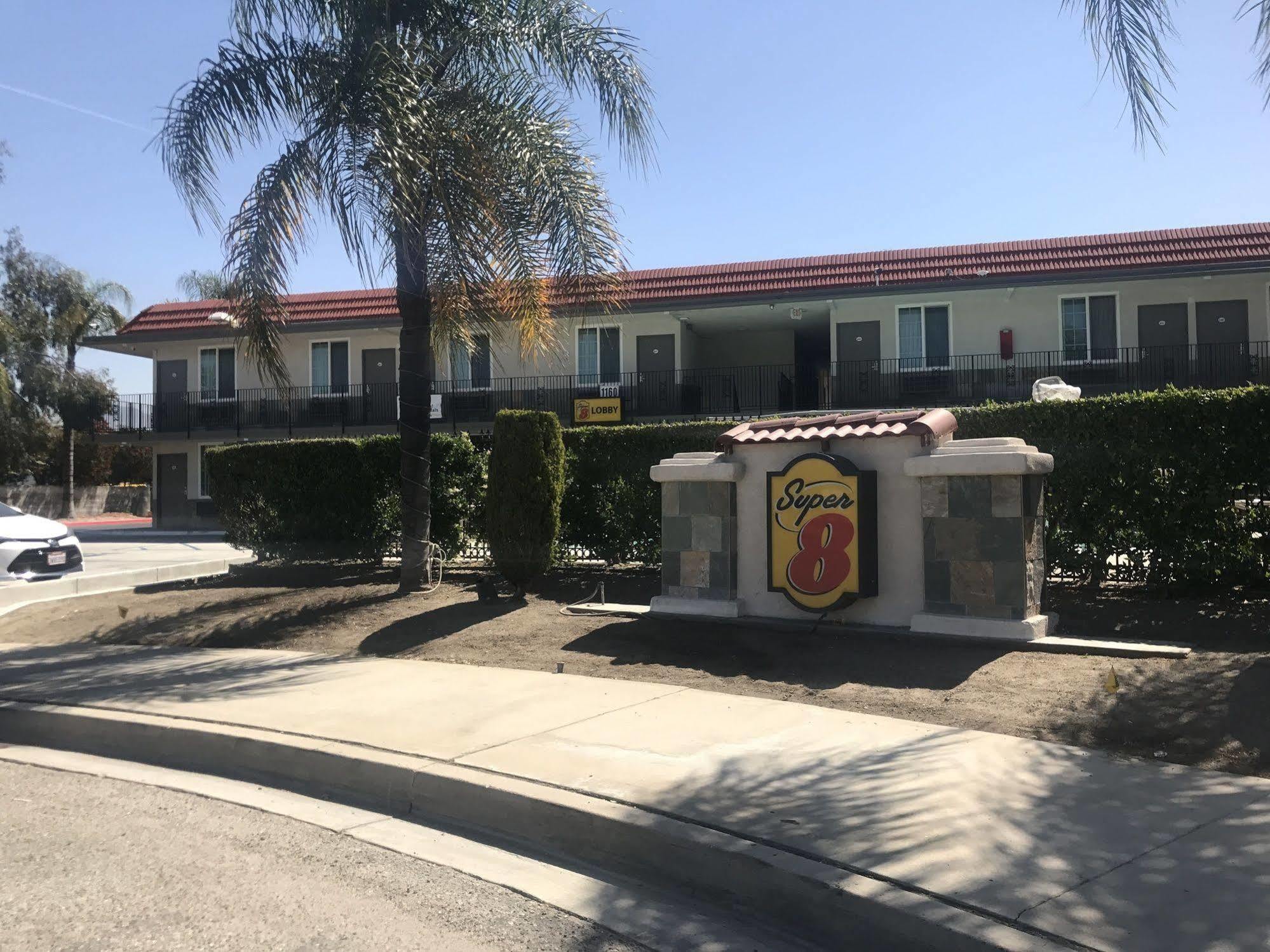 Super 8 By Wyndham Redlands/San Bernardino Motel Ngoại thất bức ảnh